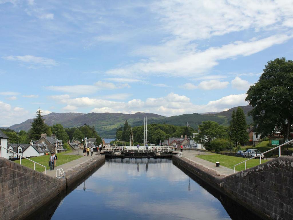 The Lovat, Loch Ness Affittacamere Fort Augustus Esterno foto